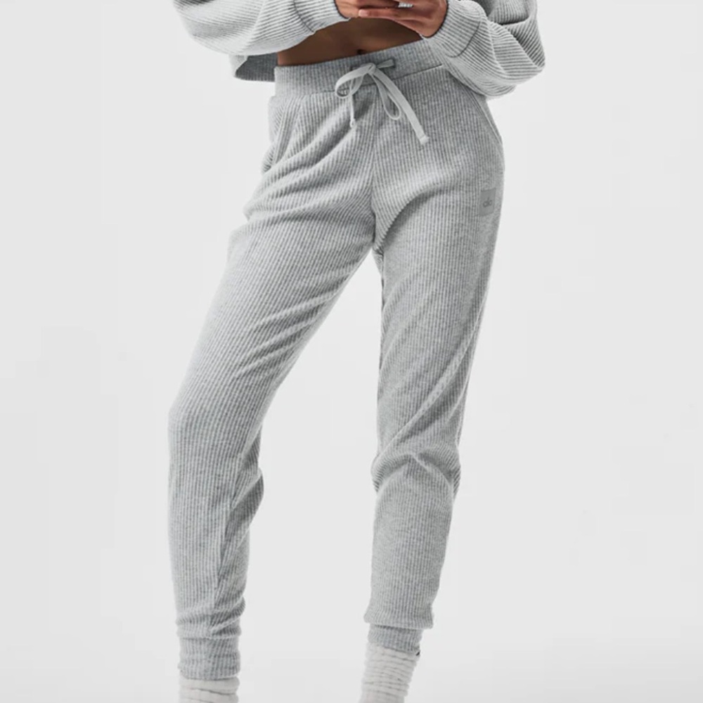 ALO Muse Sweatpant NEVER WORN!